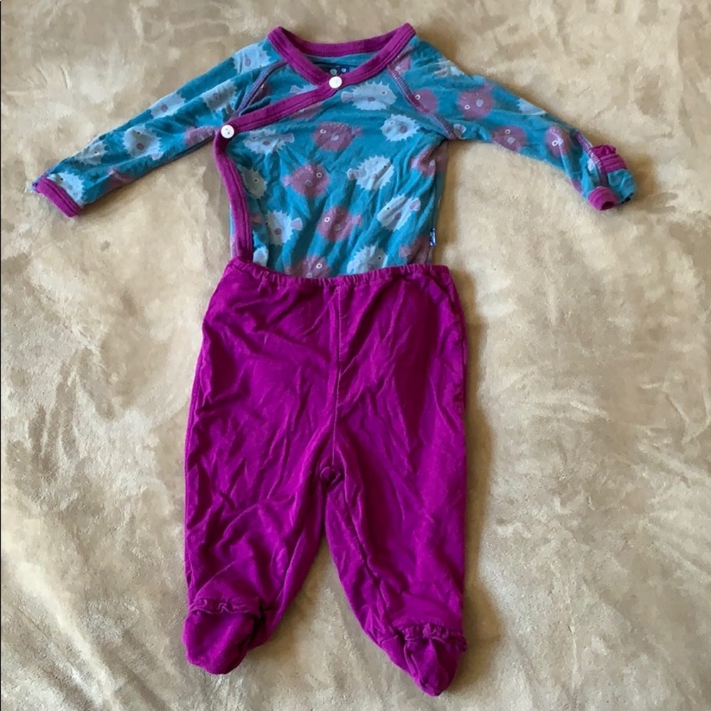 Kickee pants set